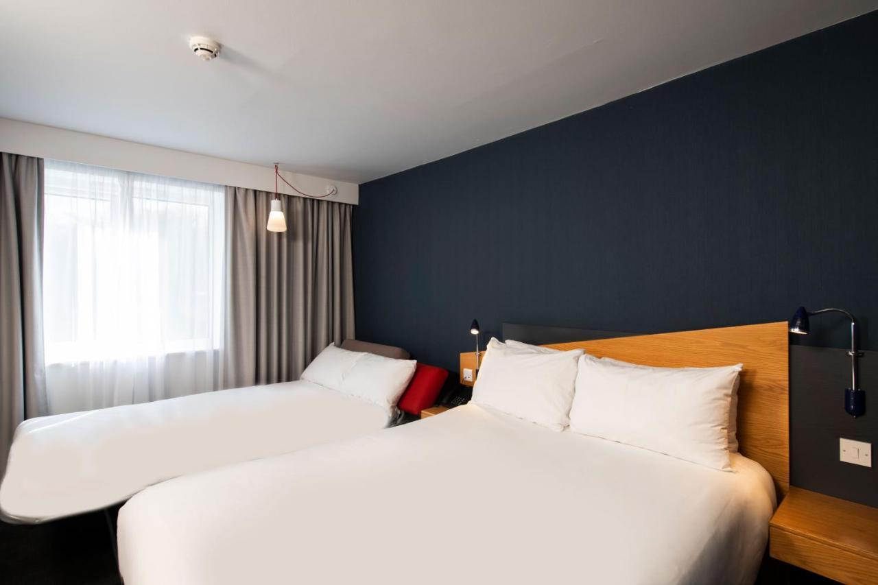 Standard Double Room Sofa Bed Hot